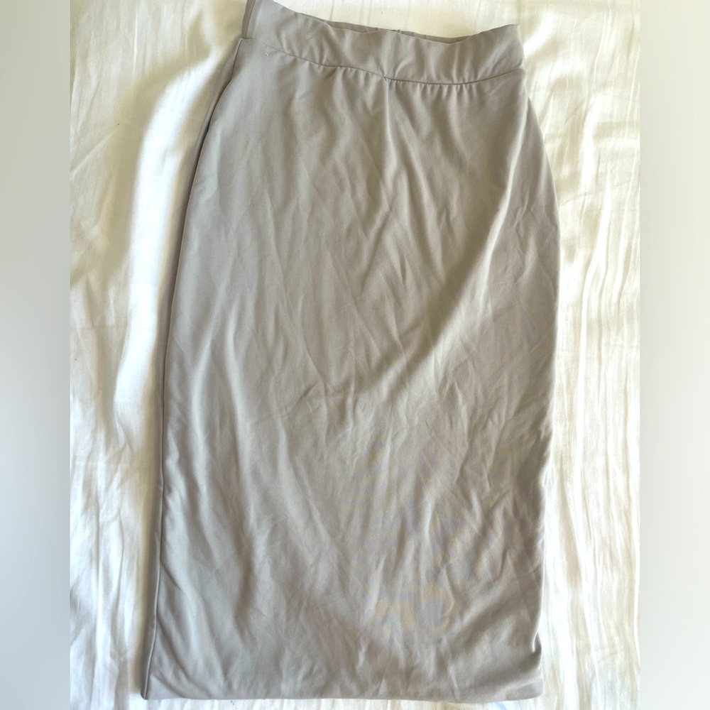 Babaton skirt